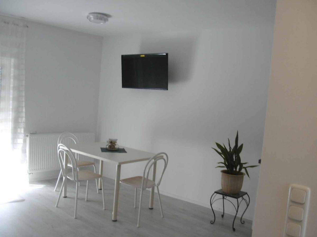 Ferienhaus Nikita เวิร์ซบวร์ก ภายนอก รูปภาพ